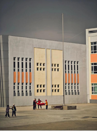 萨尔布拉克镇中心学校