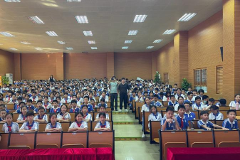 惠东县平海东和小学