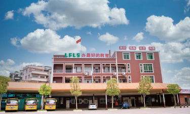 东莞石龙龙城现代小学