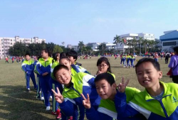 深圳坪山第二小学