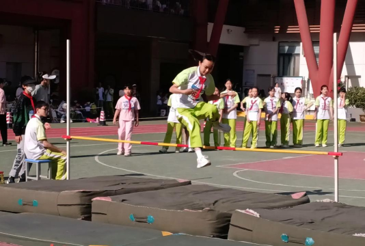 垫江县跳石小学幼儿园