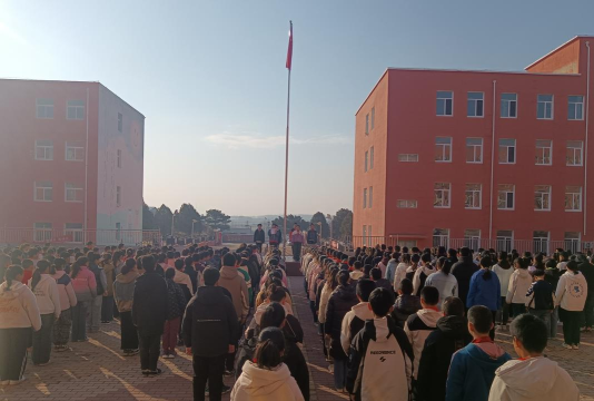 沁县段柳乡樊村中学