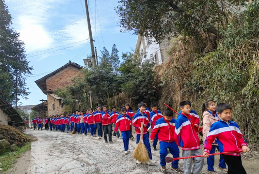 襄樊市红光小学