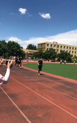 新民市兴隆镇学校