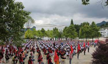 孝南区西河镇中心小学