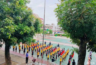 石颈镇中心小学