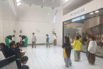 富宁艾优记街舞艺术培训有限公司