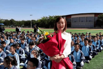 包头稀土高新技术产业开发区共青中学