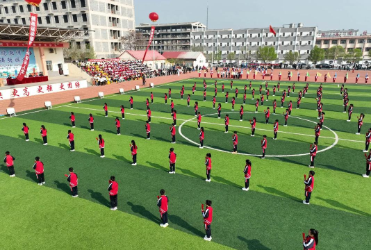 齐市富区晨光私立学校