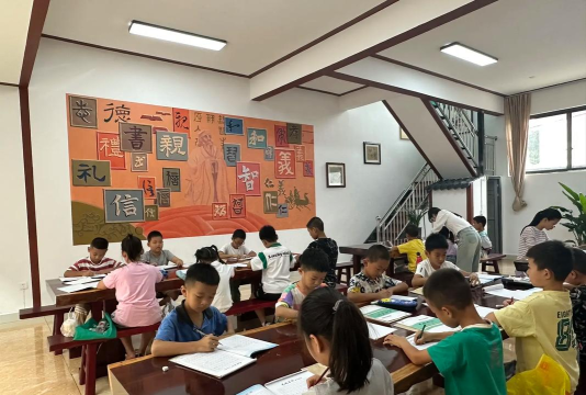 兰坪县优佳书法培训学校有限公司