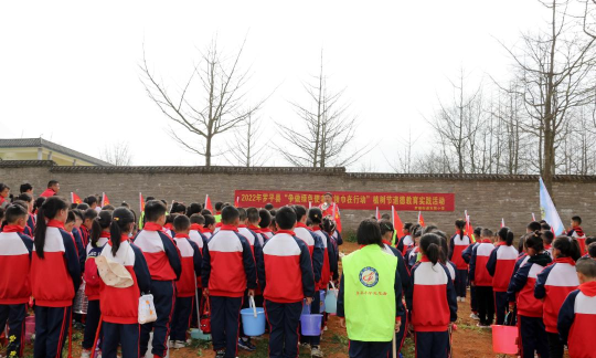 云南省罗平县罗雄镇东屏小学