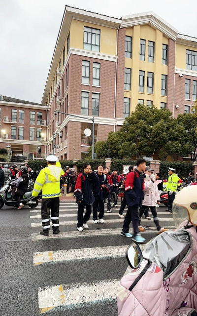 宁波市江东仇毕小学