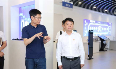 安陆市黄蜂科技培训有限公司