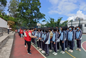 新平县平掌乡中心小学