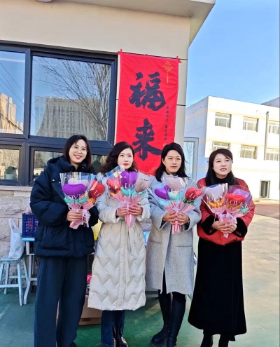 梅山镇龙井小学