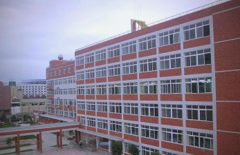 成都市第三十七中学校