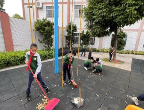 小榄镇绩东二小学