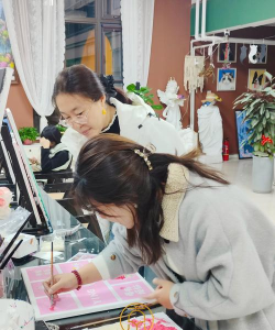 隆昌市古湖街道墨彩美术培训中心