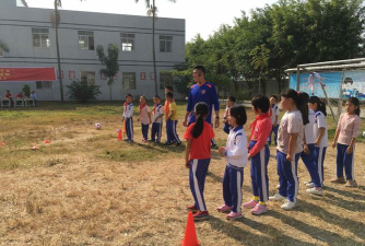 归湖镇狮峰小学