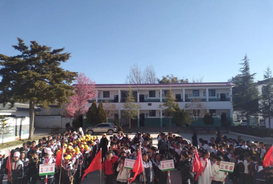 文登市高村镇中心完小