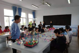 麻店镇肖万中心小学