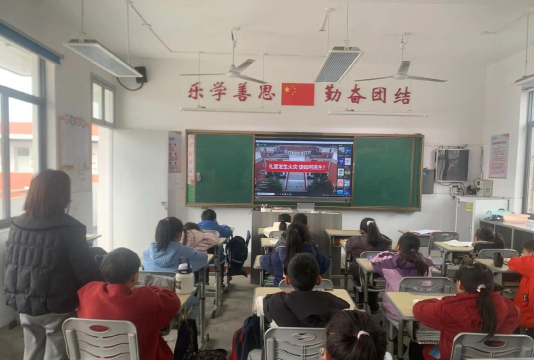 三台县新鲁镇龙桥中心小学