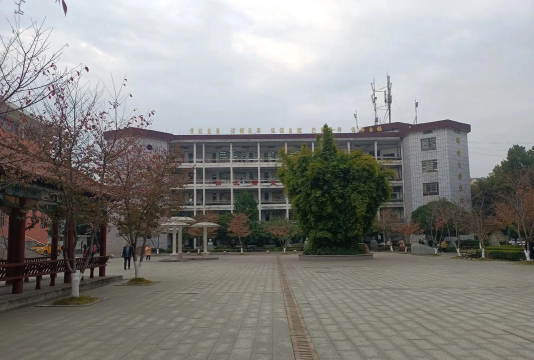 万载县阳乐中学