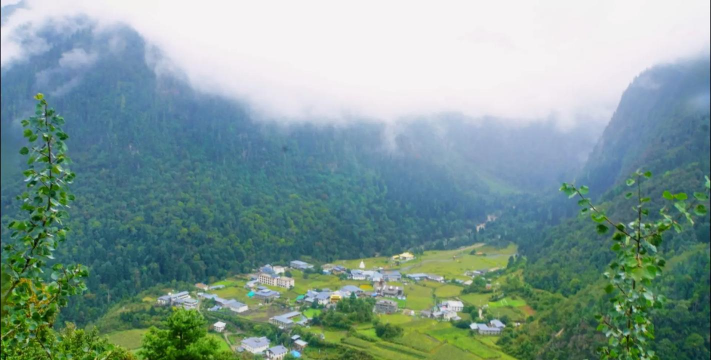 德钦县云岭乡中心完小