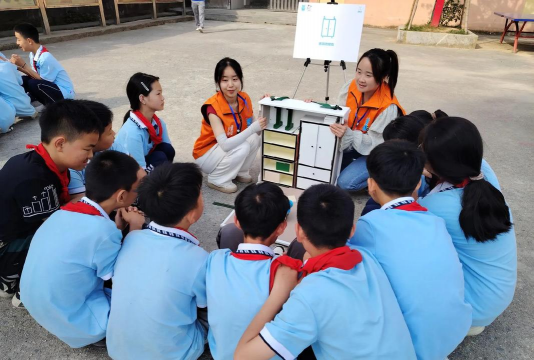 拖顶乡中心完小