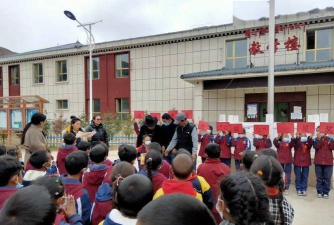 甘德县岗龙乡中心寄宿制小学