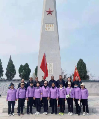 孟州市赵和乡东小仇初级中学