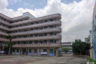 清新县浸潭一中