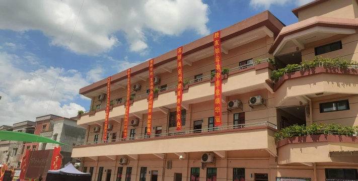 白石乡中心小学