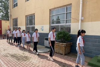 黄崾岘小学