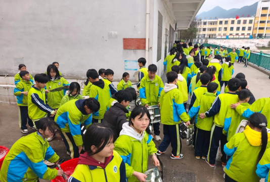 赫章县结构乡中心小学