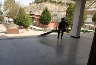 福泉市平堡中心小学