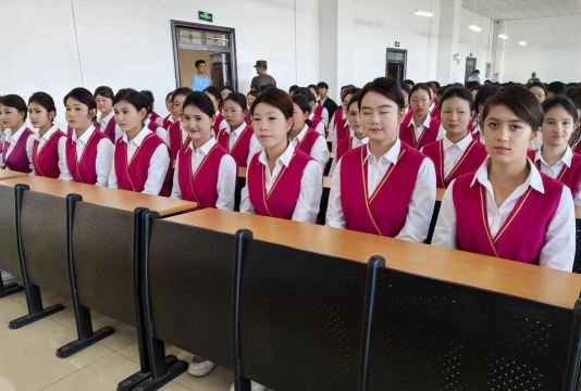 长春高铁乘务学校