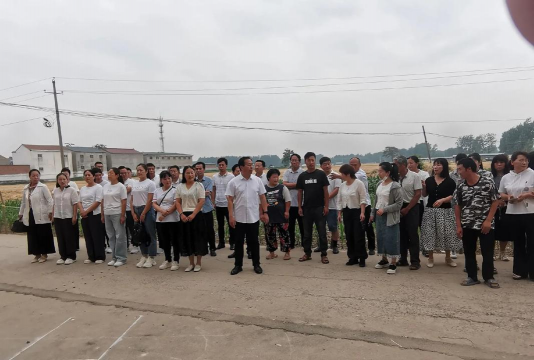 项城市贾岭镇新兴初级中学