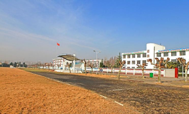 东台市新曹镇小学