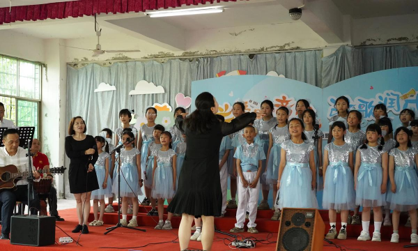 郦家坪镇城天堂中学