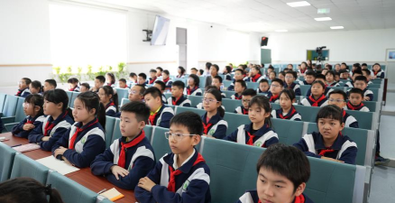 东丰县教师进修学校附属小学