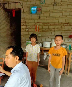 信宜市洪冠镇锦衣小学(横冲分校)