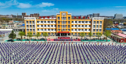 包头稀土高新区国林小学