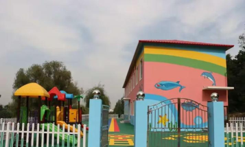 平顶堡镇中心小学