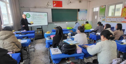 太原市尖草坪区柏板乡镇城中心校