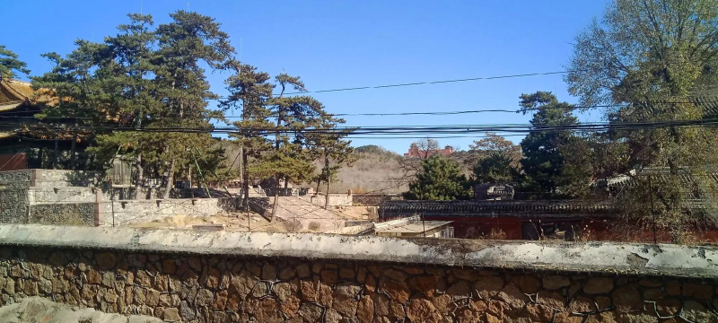 承德市殊像寺小学