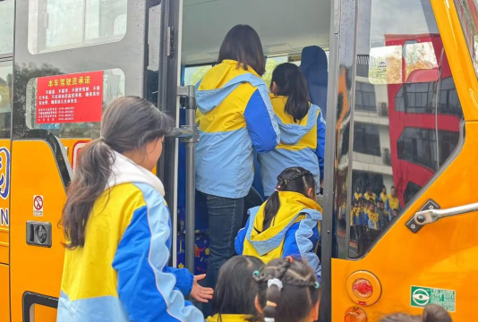 雷州市客路镇车路小学