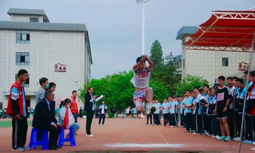 凤翔县凤翔中学