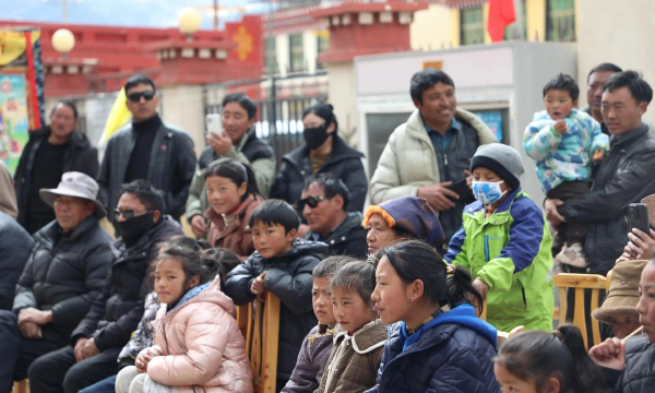 类乌齐县桑多镇中心小学