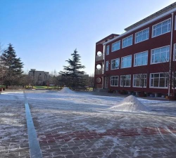 北京海淀区第四实验小学